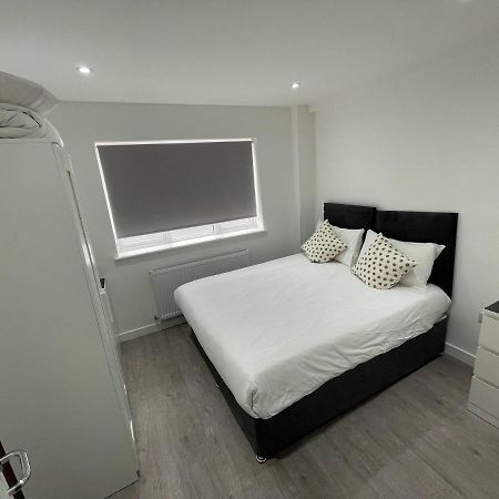 London Dagenham Apartments Buitenkant foto