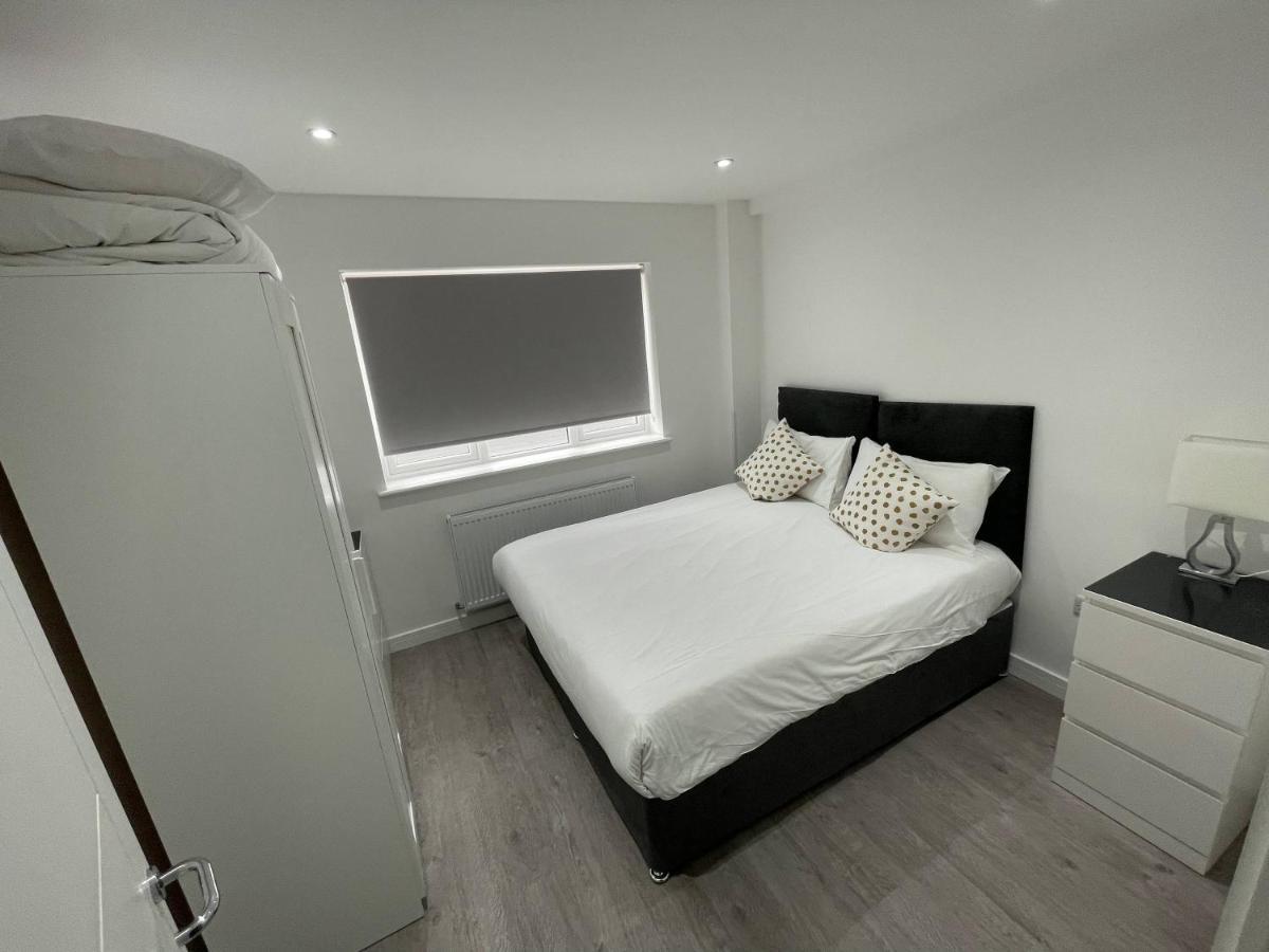 London Dagenham Apartments Buitenkant foto
