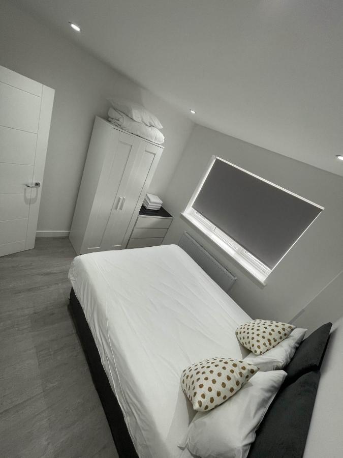 London Dagenham Apartments Buitenkant foto
